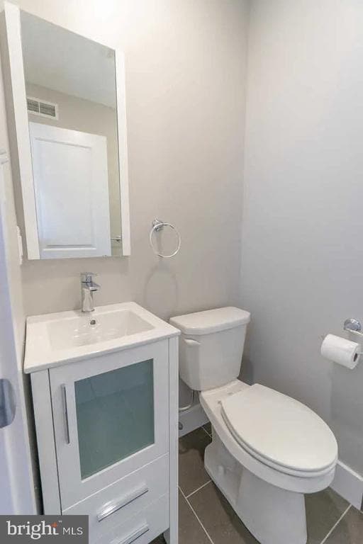 Building Photo - 2000 S Opal St