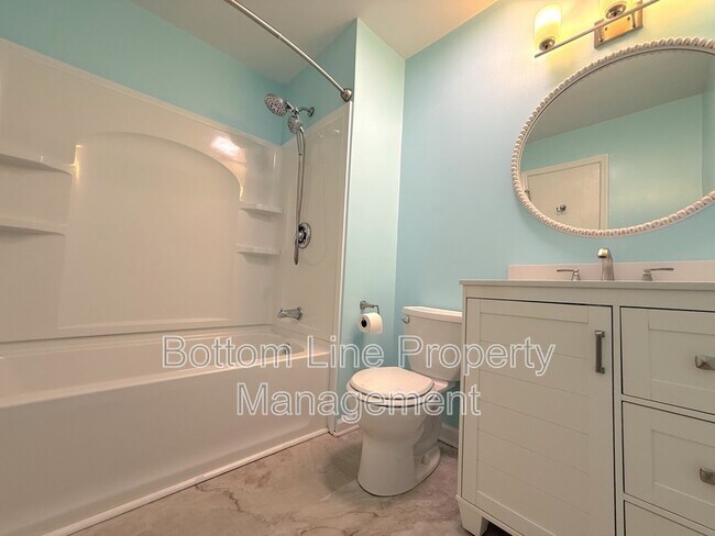 Building Photo - 4050 Leafmore St