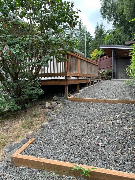 Building Photo - 8617 SW 49th Ave