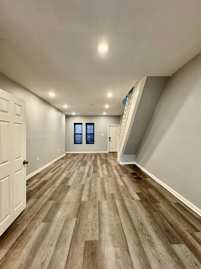 Building Photo - 108 N 56th St