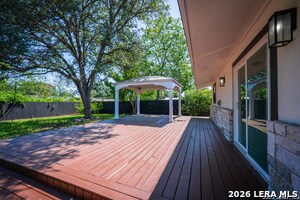 Building Photo - 427 Laramie Dr