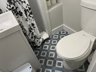 Building Photo - 40 Grove St