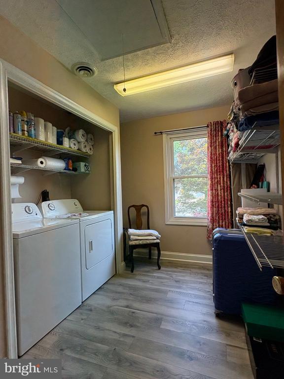 Building Photo - 803 Scott Cir