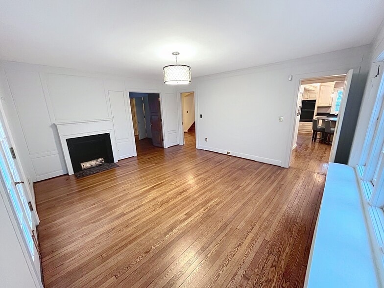 Building Photo - 2265 Stillman Rd