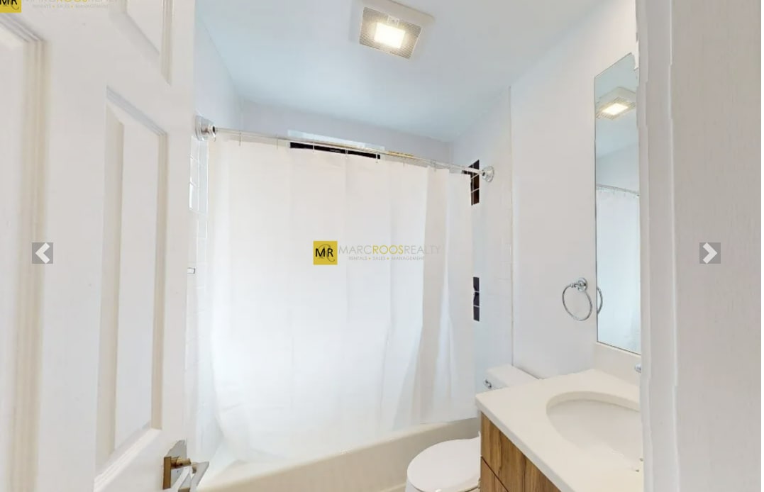 Building Photo - 853 Beacon St