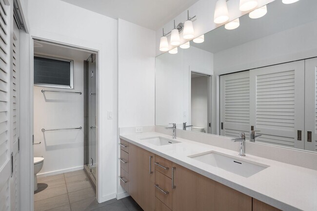 Building Photo - 999 Wilder Ave