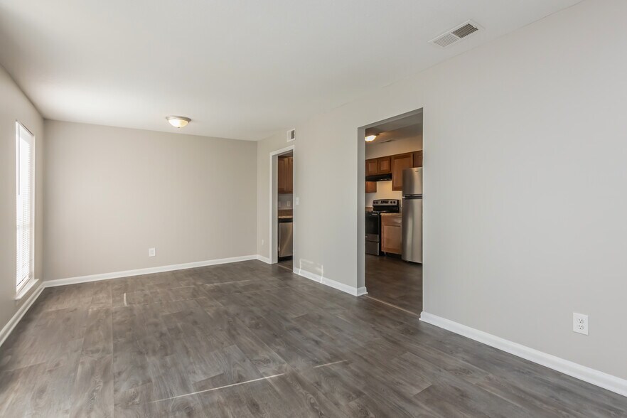 Building Photo - The Ridge Apartments