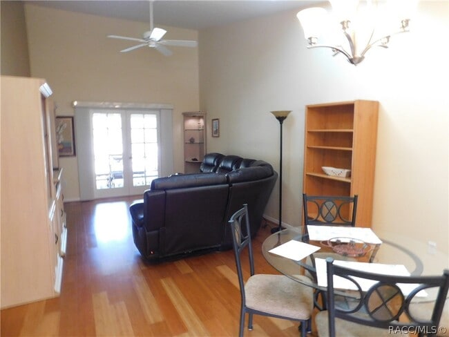 Building Photo - 95 E Hartford St