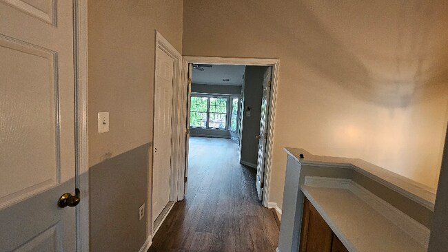 Building Photo - 6342 Franconia Commons Dr
