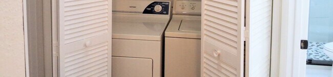 Building Photo - 1/1 Second Floor Remodeled Condo X Rent In...