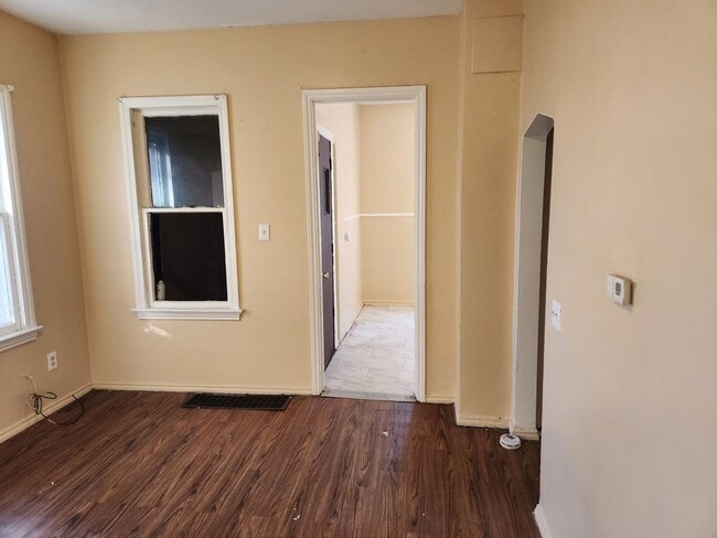 Building Photo - 191 Wilder St