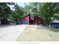 Building Photo - 5840 Horton Pl