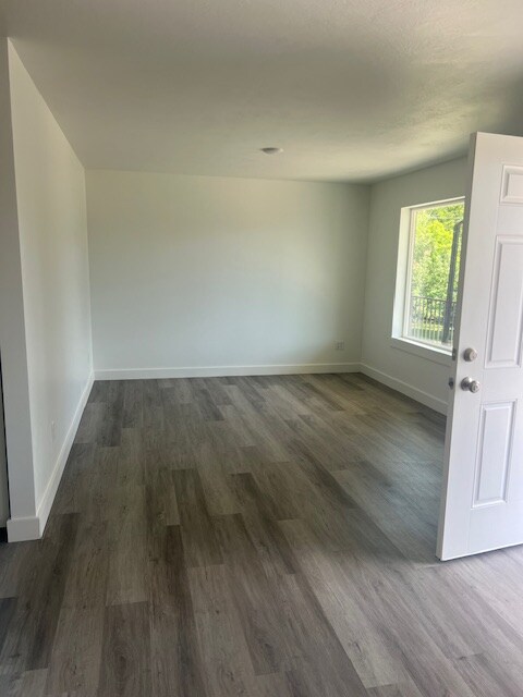 Building Photo - 115 Skeels Ave