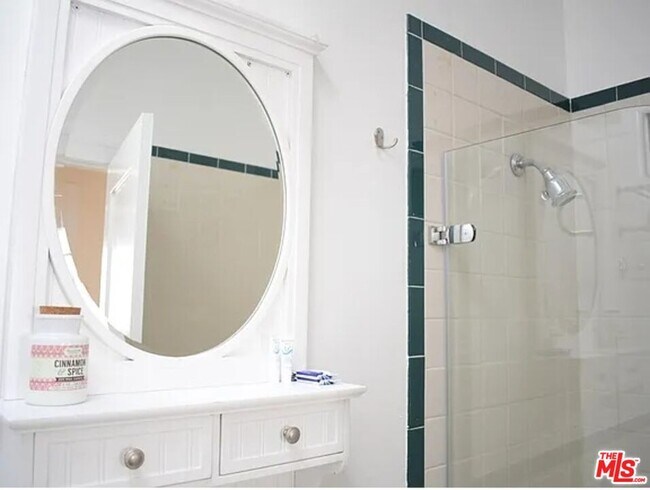 Building Photo - 1121 15th St