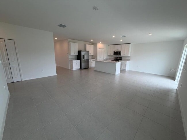 Building Photo - 2167 Lone Oak Ln