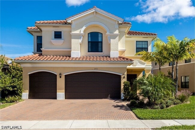 Building Photo - 13755 Luna Dr