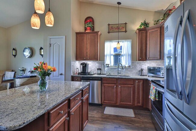 Building Photo - 5600 Plantersville Pl