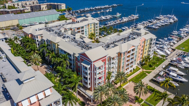 Building Photo - 804 E Windward Way