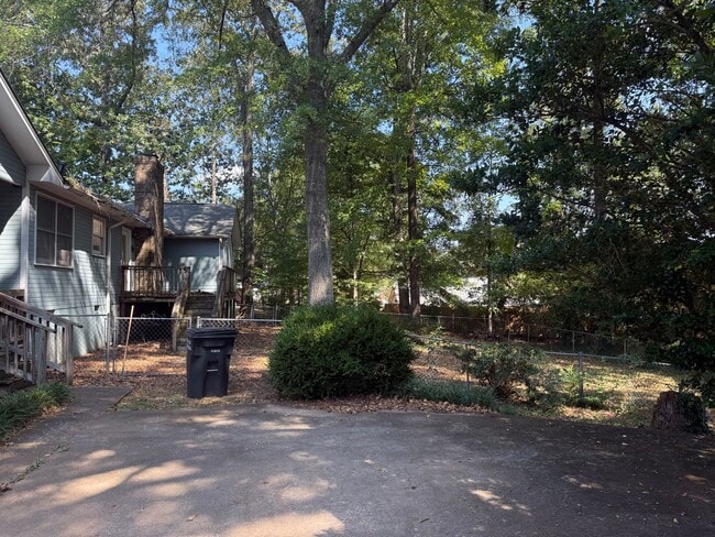 Building Photo - Northgate Home