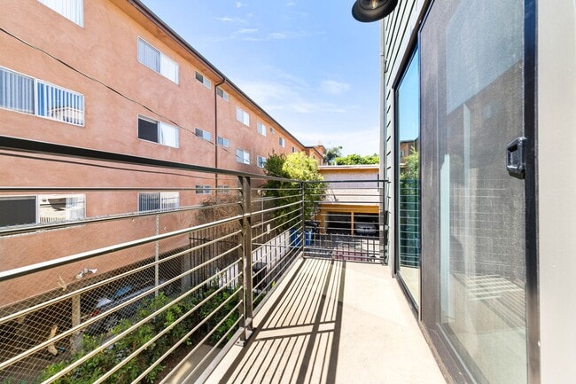 Building Photo - 2616 ELL
