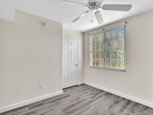 Building Photo - 6768 Heritage Grande