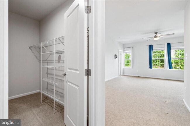 Building Photo - 6500 Walcott Ln
