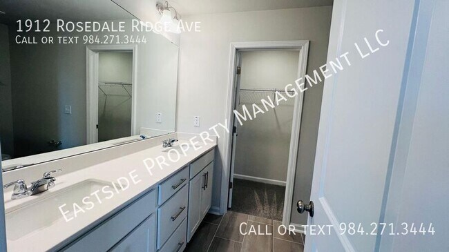 Building Photo - 1912 Rosedale Rdg Ave