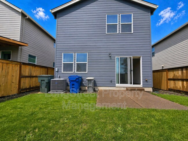 Building Photo - 412 Lost Lake St NE