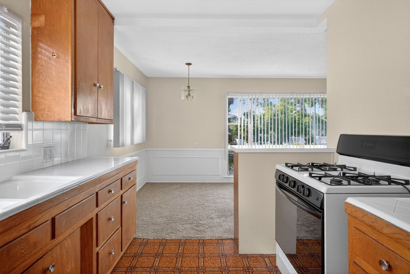 Building Photo - 3888 Potomac Ave