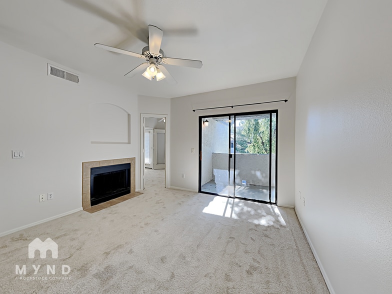 Building Photo - 15095 N Thompson Peak Pkwy