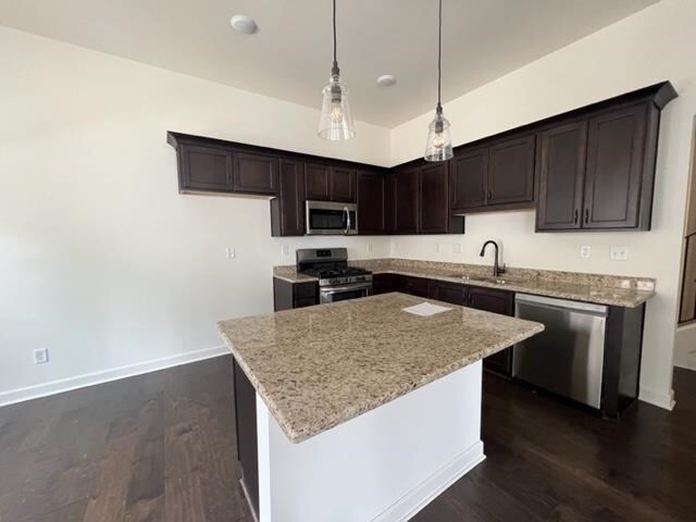 Building Photo - 8373 Everly Meadows Dr