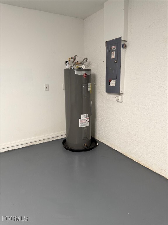 Building Photo - 2709 NW 1st Pl