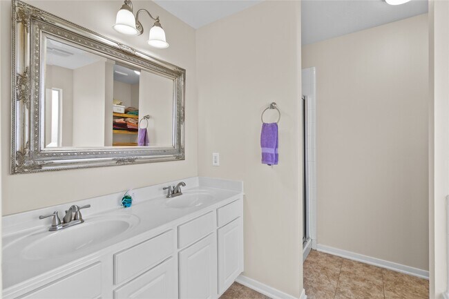 Building Photo - 17031 Pelorus Way