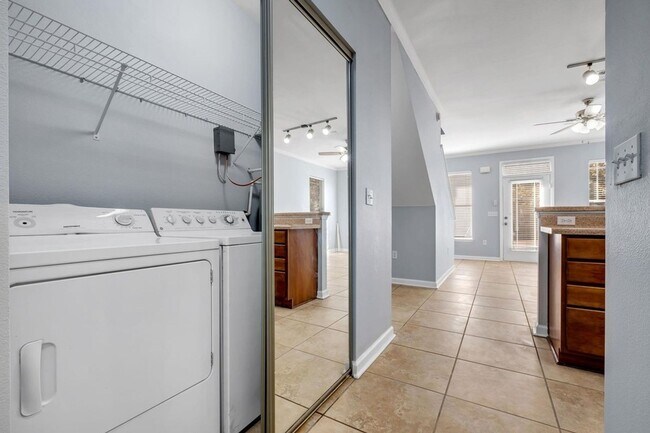 Building Photo - 2400 Fred Smith Rd