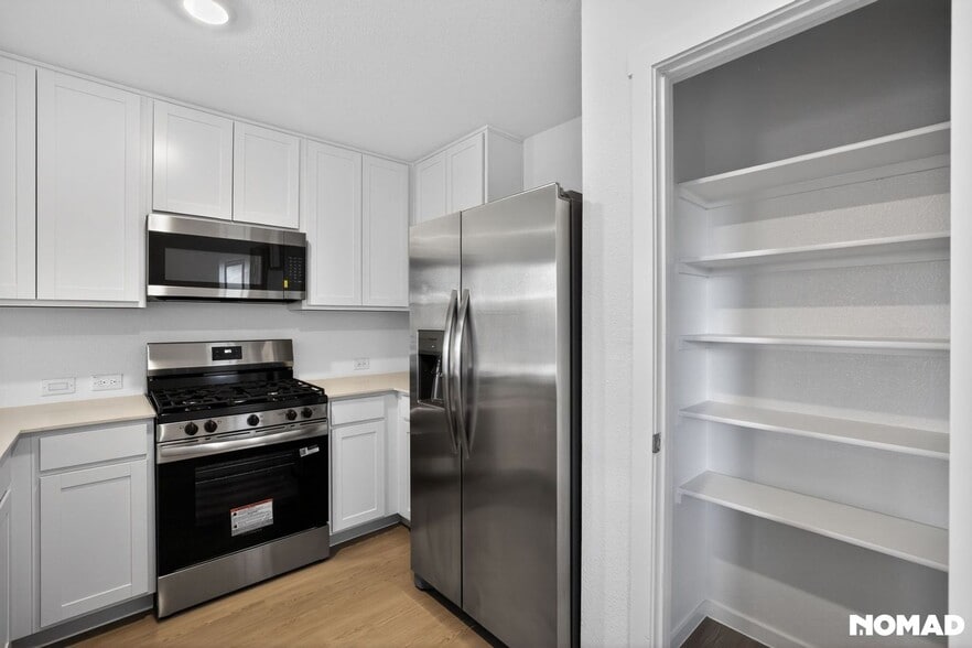 Building Photo - 12153 Steeplechase Dr