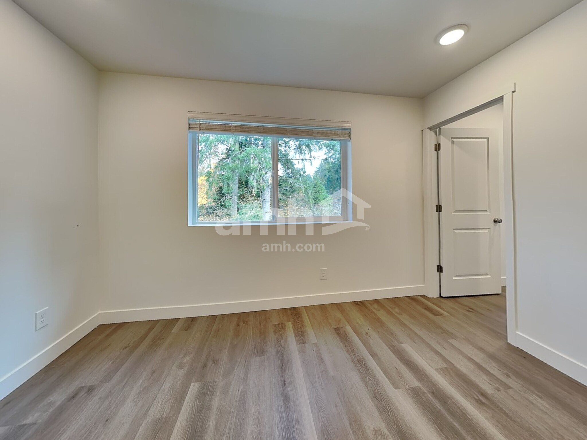 Building Photo - 7706 Brenden St SW