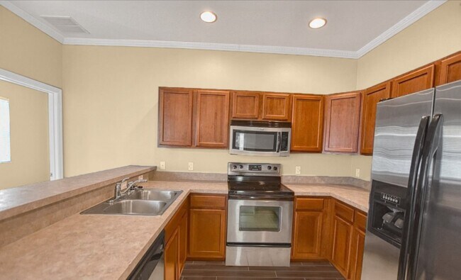 Building Photo - 6502 Sedgeford Dr