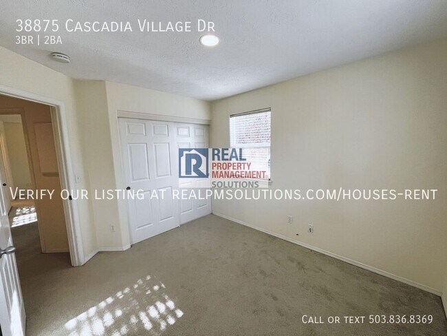 Building Photo - 38875 Cascadia Village Dr