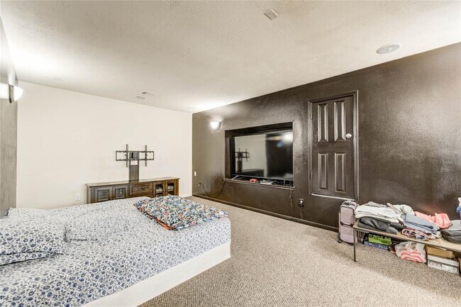 Building Photo - 21522 Mandarin Glen Cir