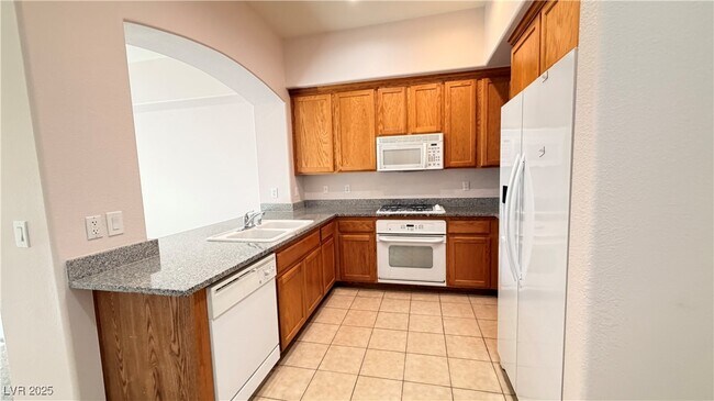 Building Photo - 38 E Serene Ave