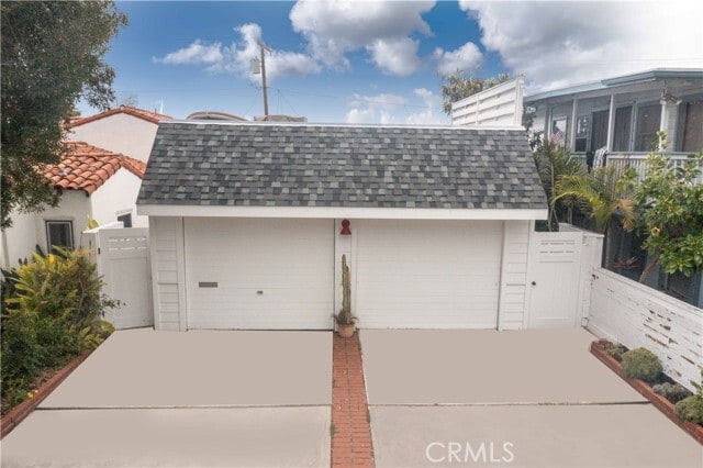 Building Photo - 1143 Catalina St