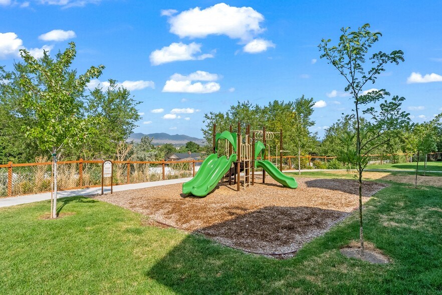 Building Photo - 10374 S Sage Canal Way