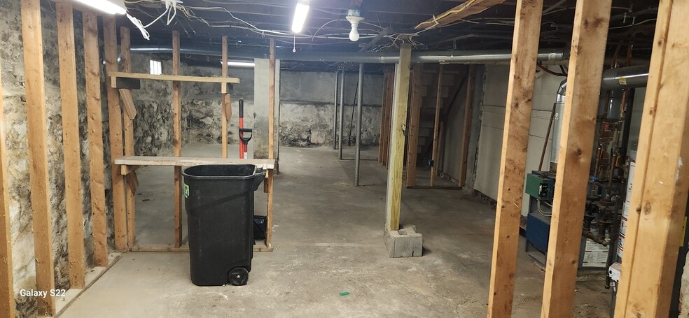 Building Photo - 72 S Central St