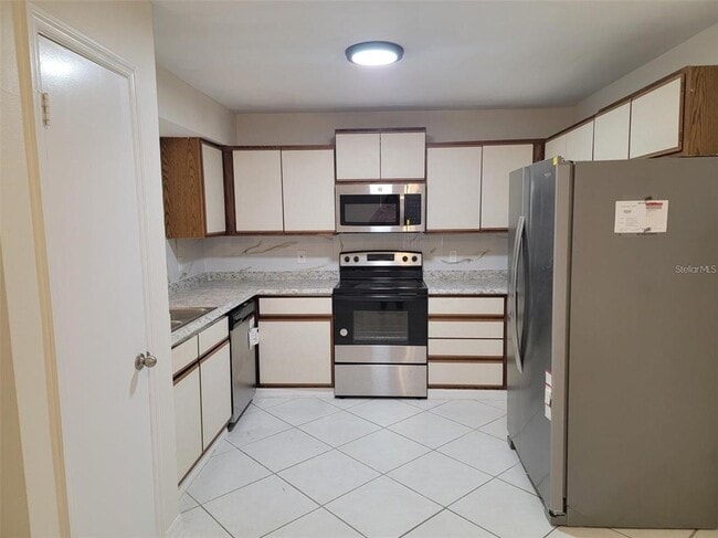 Building Photo - 222 Olivewood Ct