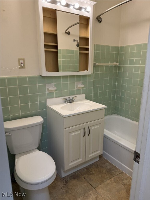 Building Photo - 13793 Cedar Rd