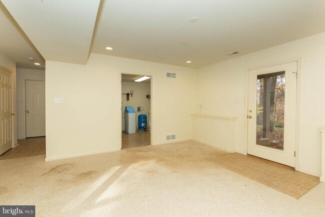 Building Photo - 3311 Mission Rd