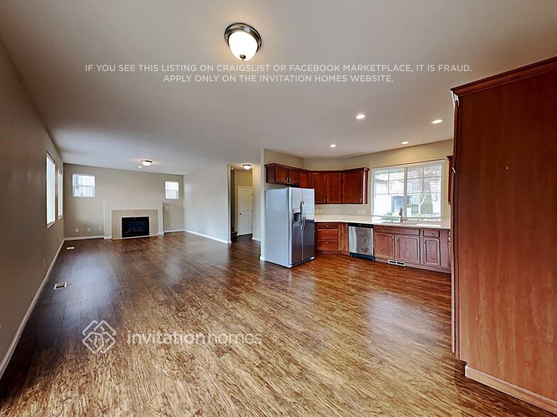 Building Photo - 19106 19th Ave Ct E