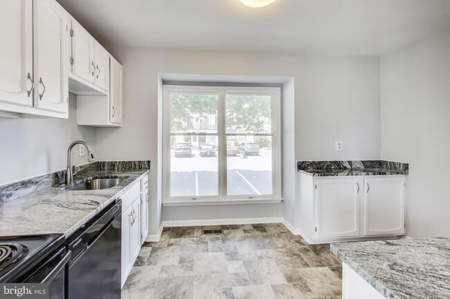Building Photo - 20 Livingstone Terrace