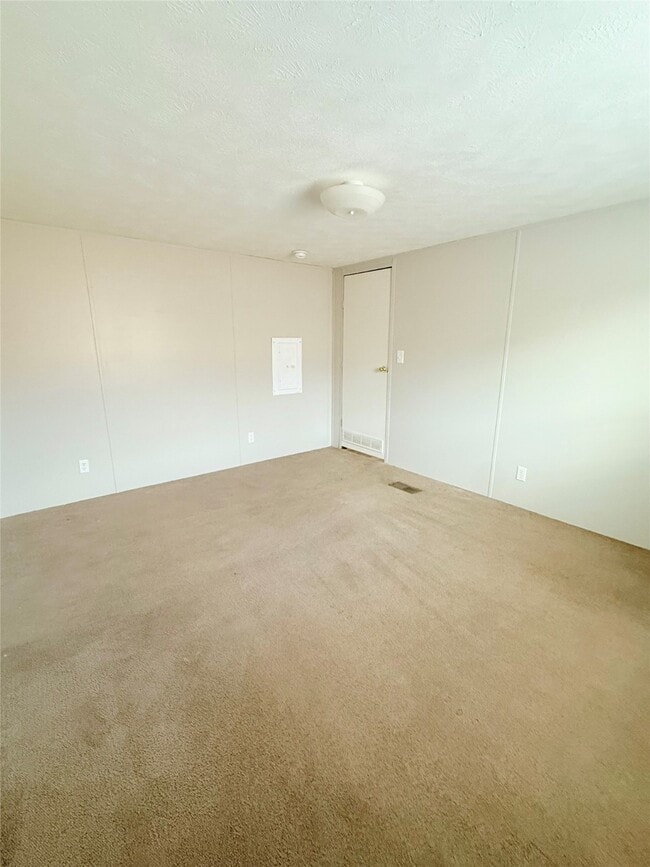 Building Photo - 127 Dolphin Harbor S