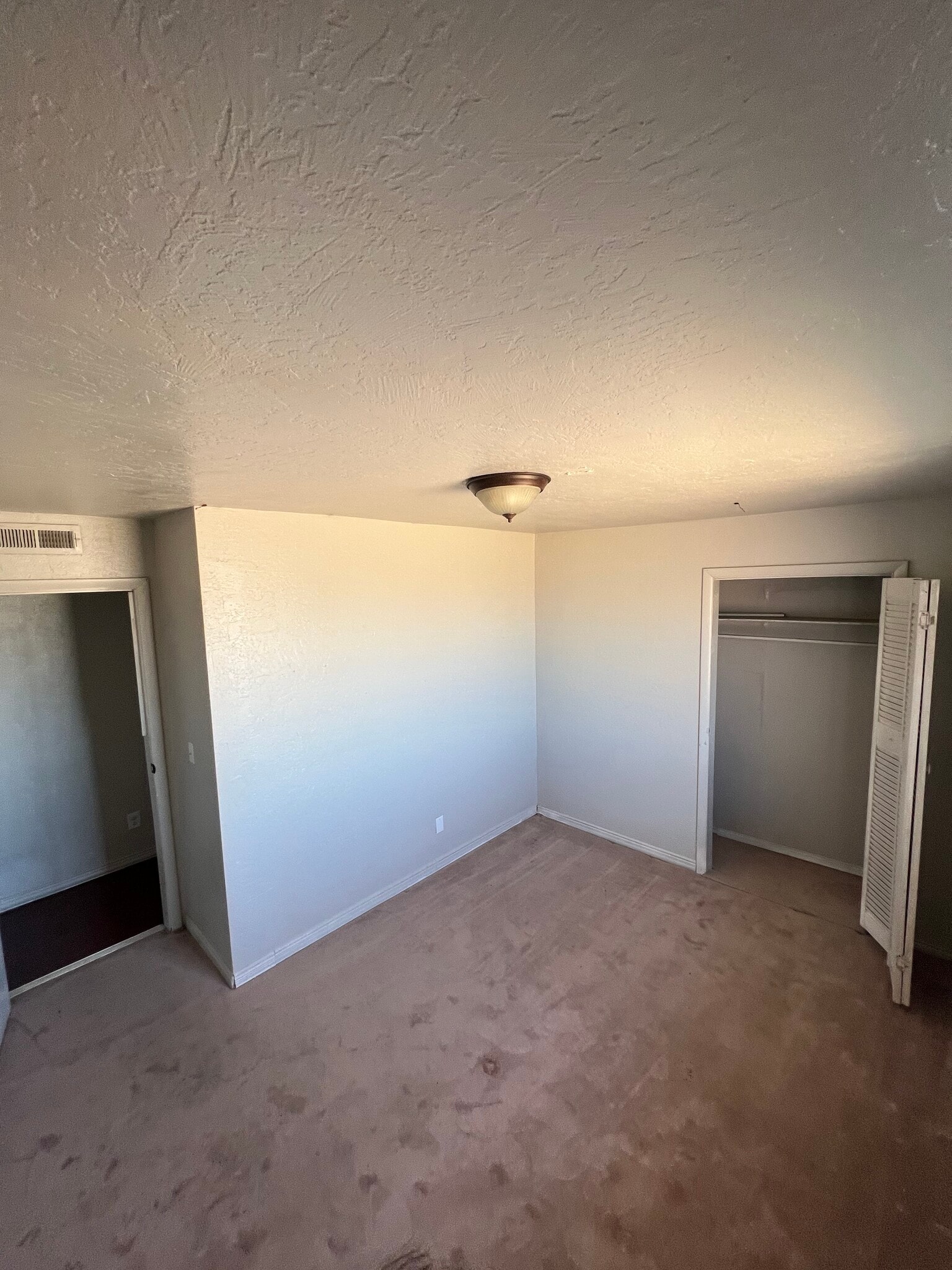 Building Photo - 7154 N 3000 W